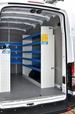 03_Ripiani di scaffalatura Syncro Ultra su Transit